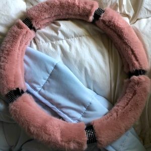 Pink fur steering wheel cover